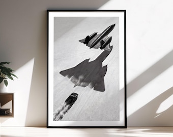 Impresión enmarcada del BMW M1 de 1979 / Arte de aviación del SR-71 Blackbird / Arte mural automotriz en blanco y negro / Fotografía cinematográfica de automóviles / Impresión de bellas artes