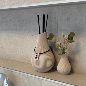Duftspender Vase minimalistisch • Diffuser • Geschenk für Freunde • herausnehmbarer Glaseinsatz • 10 Farben
