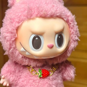 labubu strawberry gold chain necklace