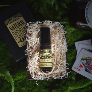 ALICE Natural Perfume Oil - Notes of Nectarine, Green Apple, Pomegranate, Butter, Ylang-Ylang (Available in 2 Sizes)