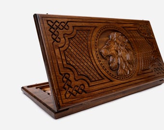Moderne schaak- en backgammonbordset met leeuw, handgemaakte houten backgammon, aangepast bordspel