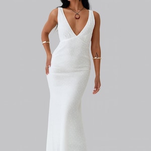 V-Neck Bias Cut Dress Sewing Pattern: Beginner-Friendly (PDF Download XXS-6XL) image 3