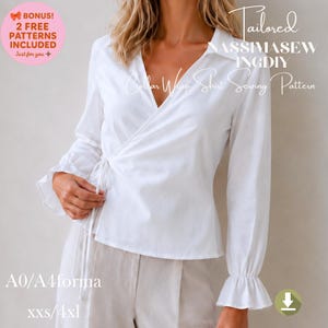 Pode incluir: Uma camisa branca envolvente com mangas compridas e punhos com babados. A camisa tem gola e fecho de laço. O texto na imagem inclui "Tailored NASSIIMASEWINGDIY Collar Wrap Shirt Sewing Pattern" e "BONUS! 2 FREE PATTERNS INCLUDED".