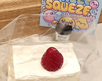 Kuchen Squishy Squeeze Stress Ball Roman Fidget Spielzeug Stress Relief Spielzeug Spaß Anlass Geschenk Urlaub vorhanden Erdbeerkuchen