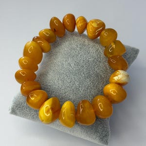 Genuine Vintage Baltic Amber Stone Beads Bracelet on Elastic string.Natural Shape Amber Chip Bracelet for Adults.Handmade Amber Bracelet.