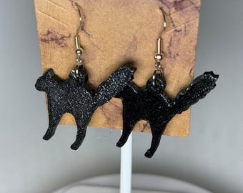 Pendientes colgantes de gato negro, joyería de Halloween, accesorio para disfraz de bruja, estilo gótico, pieza llamativa, diseño de silueta, regalo para amantes de los gatos
