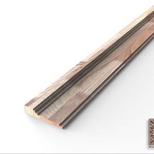 Elegant Wooden Trim – Carved Minimalist Molding