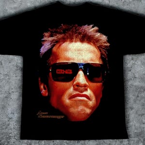 Maglietta oversize Arnold Terminator 100% cotone - SPEDIZIONE GRATUITA - Massima qualità - Con scatola regalo e adesivi!