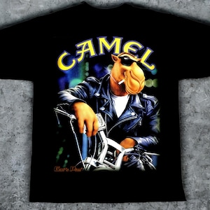 Maglietta oversize Camel Cigarettes 100% cotone - SPEDIZIONE GRATUITA - Massima qualità - Con scatola regalo e adesivi!
