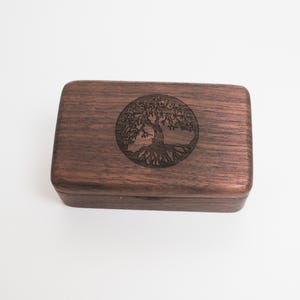Engraved Tree of Life Walnut Box: Handmade Keepsake Jewelry Box