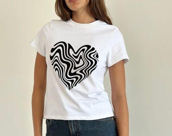 Trendy Wavy Heart Graphic Tee for Women, Minimalist Black and White Bella Canvas Shirt, Aesthetic Optical Illusion Print T-Shirt