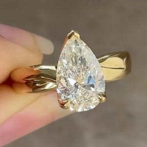 Pear Diamond Engagement Ring Pear Solitaire Proposal Ring Real Lab Grown Diamond Ring Simple Ring for Girlfriend Birthday Anniversary Gifts