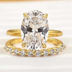2.0 Carat IGI Certified F VVS2 Oval Lab Grown Diamond Hidden Halo Engagement Ring Set, Matching Round Diamonds Wedding Band, 14k Yellow Gold