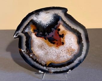 Bundle: Agate Slice with Druzy Crystals, Puck Light and Stand