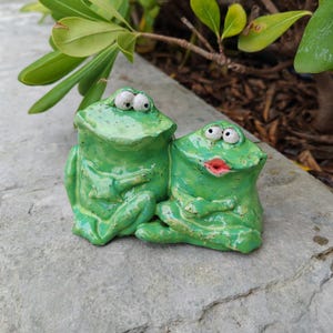 Ceramic Frogs - Ceramic Frog - Ceramic Frog Figurines - Funny Ceramic Frog Figurines - Cute Ceramic Frogs Figurines - Ceramic Frogs - Frogs