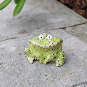 Ceramic Frogs - Ceramic Frog - Ceramic Frog Figurines - Funny Ceramic Frog Figurines - Cute Ceramic Frogs Figurines - Ceramic Frogs - Frogs