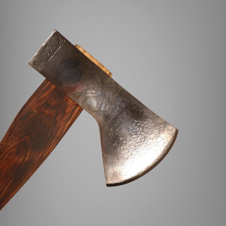 Restaurerad Norlund Tomahawk-yxa bild 4