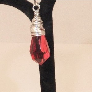 HANDMADE dangle drop Pendant Pink Teardrop high quality Glass faceted beads Silver Plated Charm Bag charms