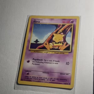 Abra (43/102) Carta Pokémon Vintage: – Conjunto Base 1999 - Quase Novo
