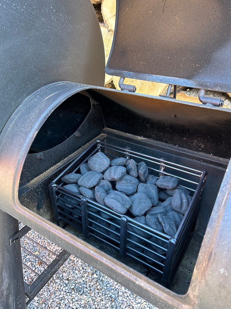 Heavy Duty Small Charcoal Basket with Legs - Thumbnail 2