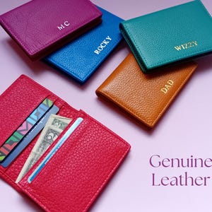 Porte-cartes personnalisé pour femme, porte-cartes en cuir véritable, porte-cartes pour femme, porte-cartes en cuir, portefeuille à deux volets, cadeau à monogramme en cuir véritable