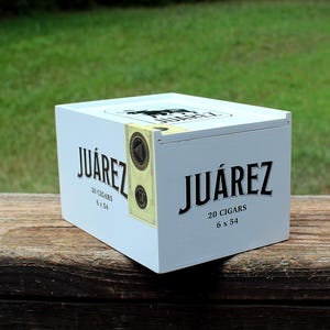 Empty Cigar Box, Juarez Cigar Box, White Wood Box, Wood Box, Crowned Heads, Pichardo, Made in Nicaragua, Bull Emblem, Box For Crafts