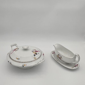 Antik TK Thun Boho Serveringsset – 1920-/1930-tal – Täckt fat och såsskål med undertallrik