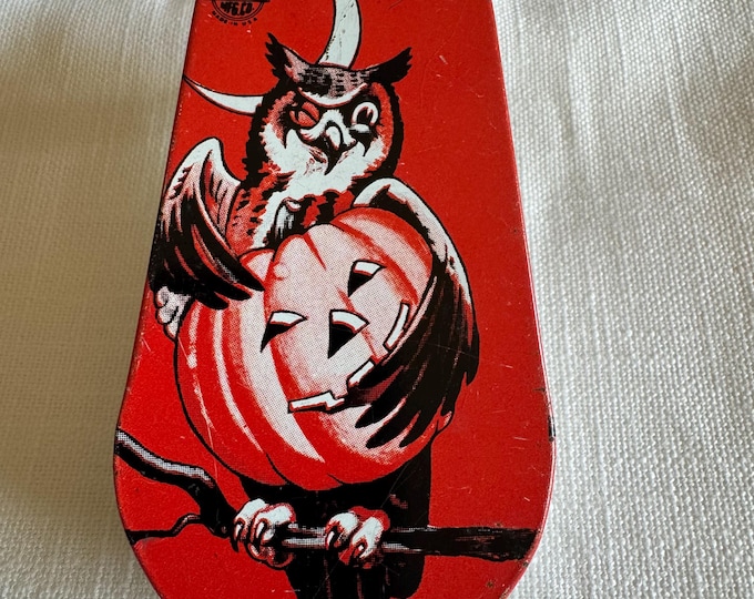 Vintage Halloween Noisemaker: Owl with Jack-O-Lantern - US Metal Toy 1950s