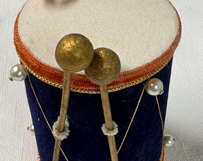 Vintage Blue and White Drum: 1950, 4 1/4 x 3”