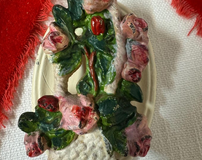 Vintage Hubley Cast Iron Flower Basket Bedroom Doorknocker: 1950