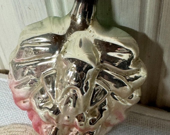 Vintage Rare Heidt 1930 Embossed Silver Leaf with Santa Ornament: Made in USA