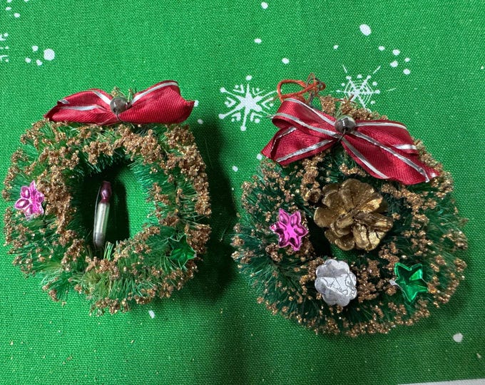 Vintage Bottle Brush Wreaths Set: Gold Glitter, Red Bow, 1950s Japan