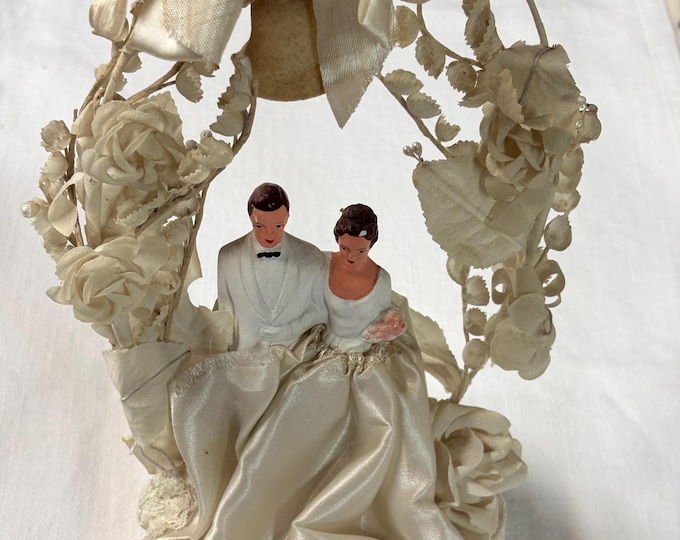 Vintage Bride and Groom Wedding Cake Toppers: 1940