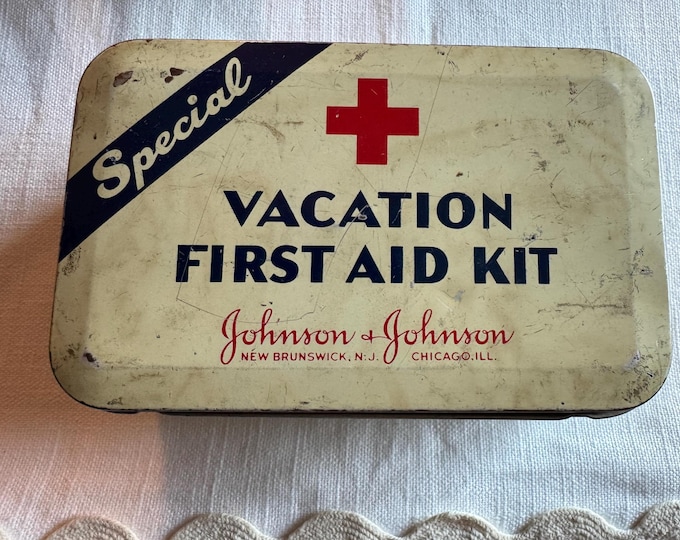 Vintage Johnson and Johnson Special Vacation First Aid Kit, Chicago, IL 1940