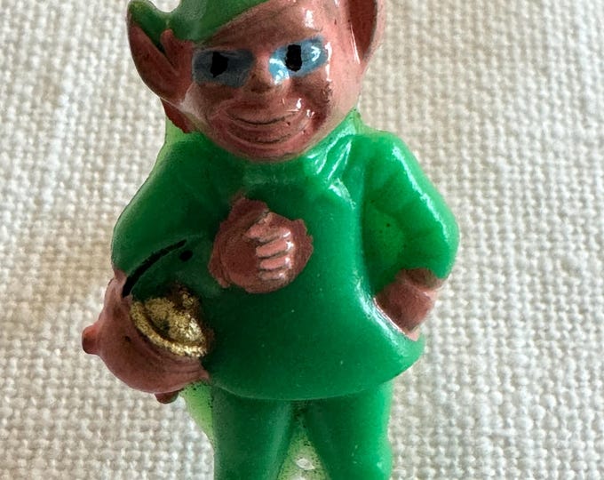 Handcrafted Vintage Plastic Leprechaun Ring: 1950s, 2 inches