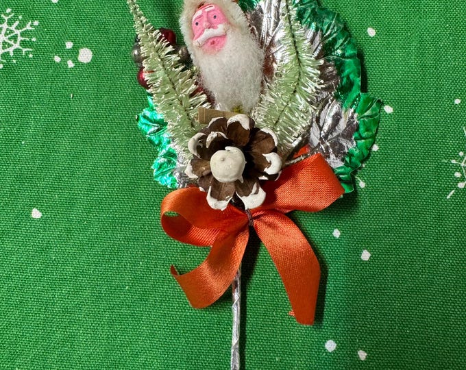 Vintage Clay Face Santa Gold Christmas Corsage Craft or Package Tie: Japan