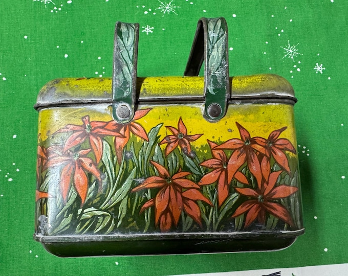 Vintage Poinsettia Union Leader Cut Plug Tobacco Handled Tin, 1940, Used