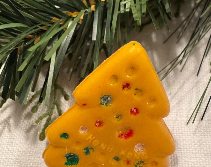 Handmade Vintage Blowmold Garland Christmas Tree Cookie Plastic Ring: 1970