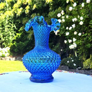 Fenton Colonial Blue Hobnail Vase – Vintage 1950s Ruffled Glass Vase – Mid-Century Collectible