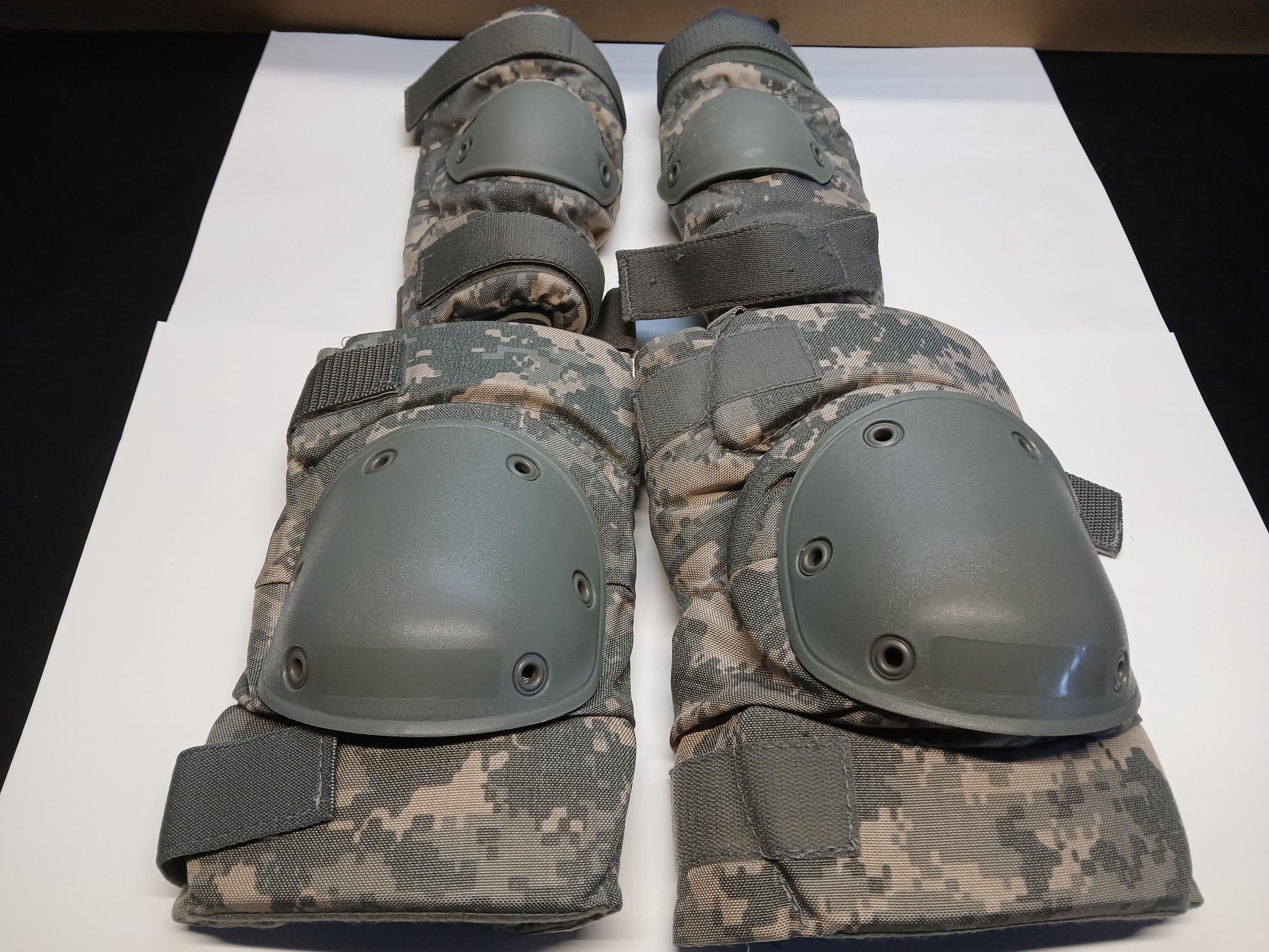 Genuine US Military Elbow and Knee Pad Set. ACU Camouflage. Durable and ...