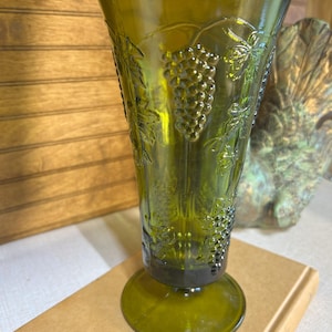 Jarrón de cosecha de uva verde Indiana