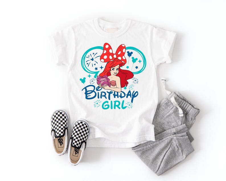 a little girl's birthday shirt with a minnie mouse on it