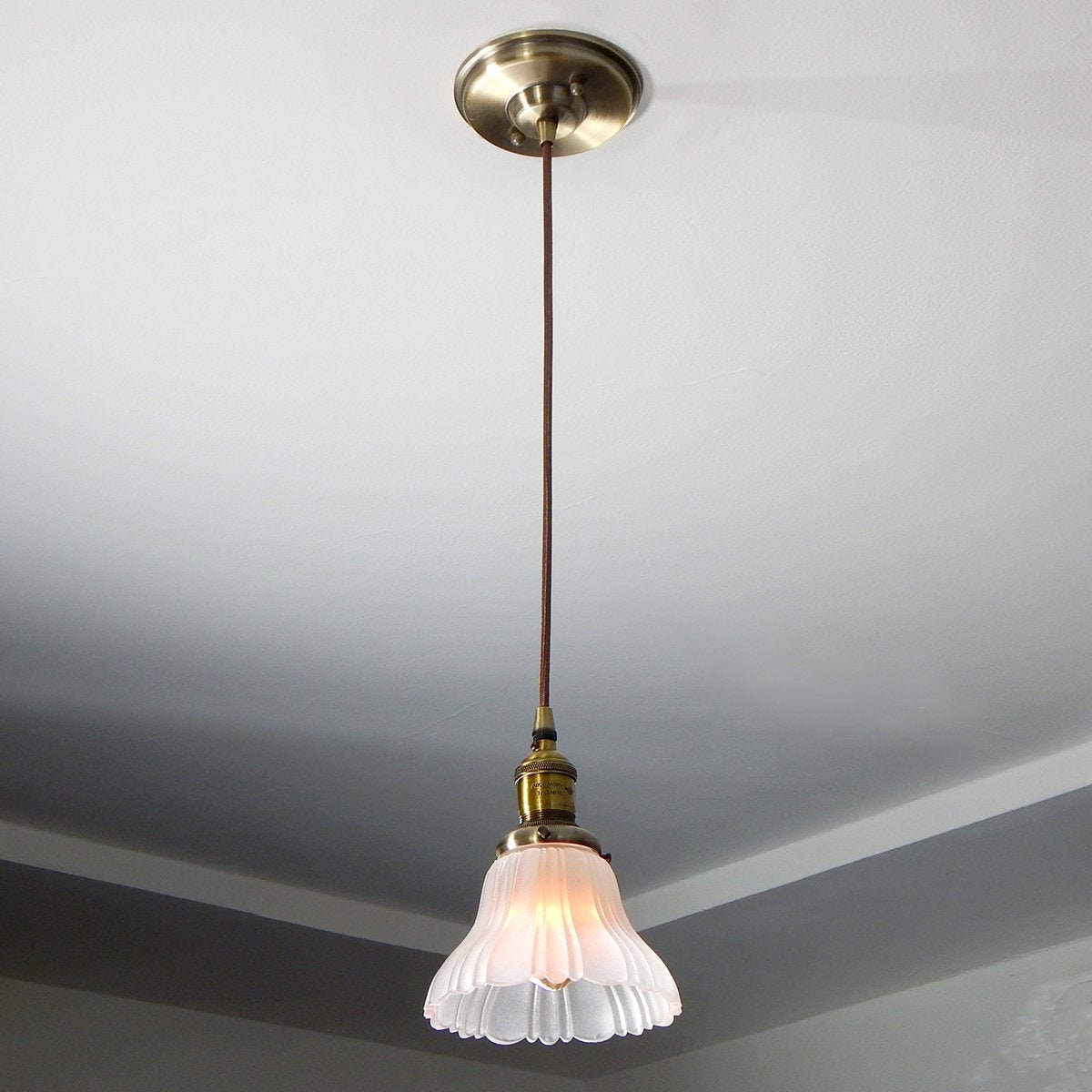 Accesorio de iluminación de techo colgante. Vintage Grabado | Etsy