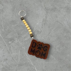 Dog mom Keychain