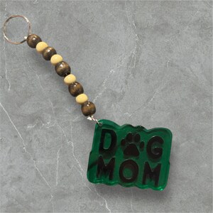 Dog mom Keychain