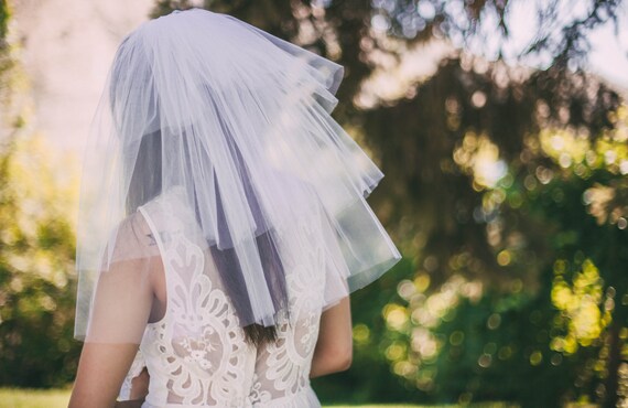 White Party Veil, Bachelorette Veil, Three Tiered Veil, Girls night out veil, Party Veil - WITH BOW Il_570xn