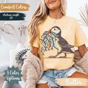 Puffin with Fish Comfort Colors T-Shirt – Cute Puffin Bird Tee – Soft Vintage Washed Graphic Shirt for Nature & Coastal Wildlife Lovers