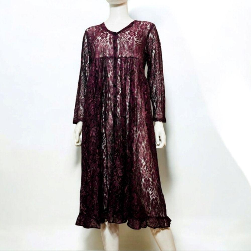 Vintage Nostalgia Sheer Dark Purple Floral Lace Empire Waist Vintage Nostalgia Sheer Dark Purple Floral Lace Empire Waist