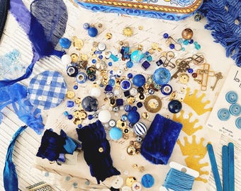 Blue & White Tidbit Box, Junk Journal Craft Supply