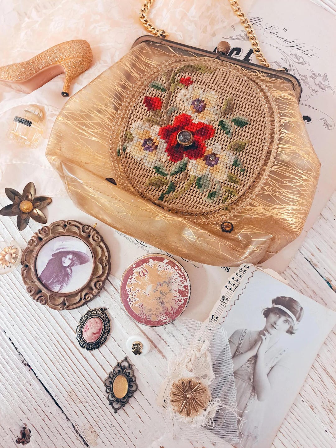 Vintage Purse Inspiration Kit – Jewelry, Compact, Ephemera - Etsy